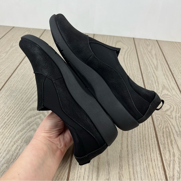 Clarks Women's Cloudsteppers Sillian Paz Slip-on Flats 8.5M Black $85 - Picture 5 of 9
